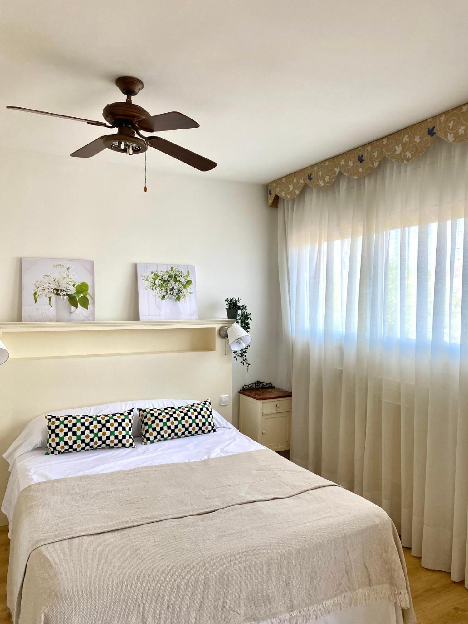Villa Isabel Sitges, Rocamar ซาน เปเร เด ริเบส ภายนอก รูปภาพ