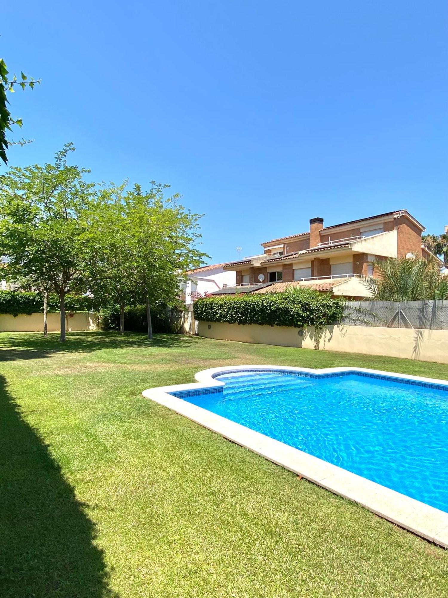 Villa Isabel Sitges, Rocamar ซาน เปเร เด ริเบส ภายนอก รูปภาพ